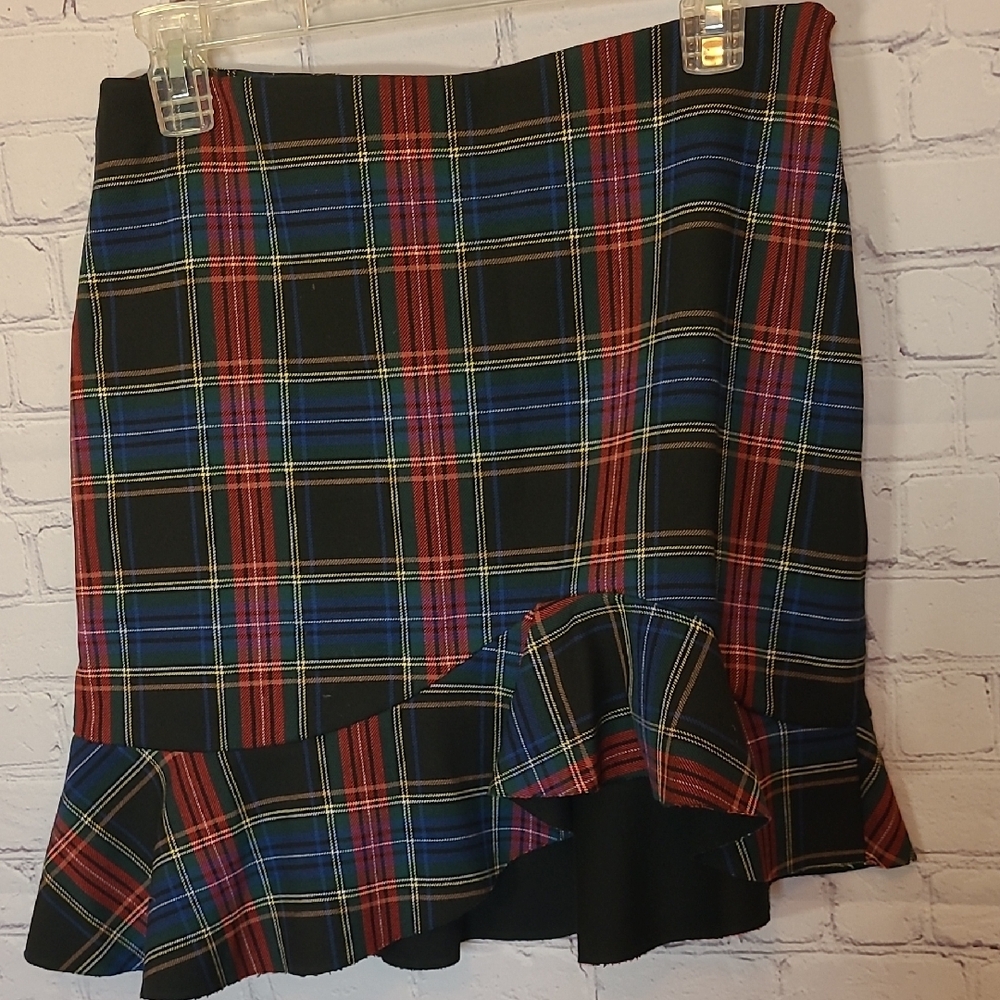 ZARA Woman Size Medium Plaid Ruffle Short Skirt Academia